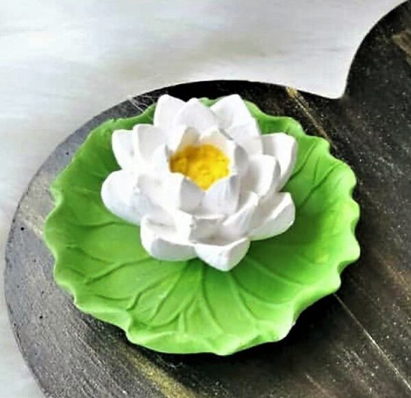3 Boyutlu Tütsülük Lotus Çiçek, Yaprak Üstünde Nilüfer Çiçeği Silikon Kalıp K-617