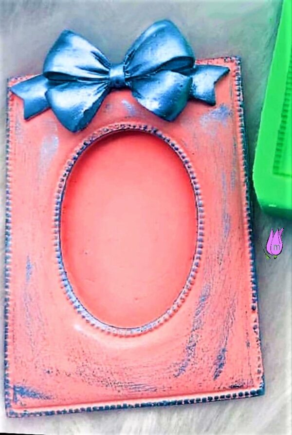 Kurdele Fiyonk Dekorlu 21cm Çerçeve Silikon Kalıp K-481
