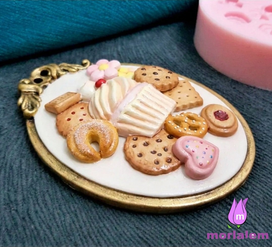 Cupcake Kiraz Kurabiye Kalp Pasta Dekorlu Askı Silikon Kalıp K-212 Kokulu Taş Alçı Sabun Mum Kalıbı - Görsel 3