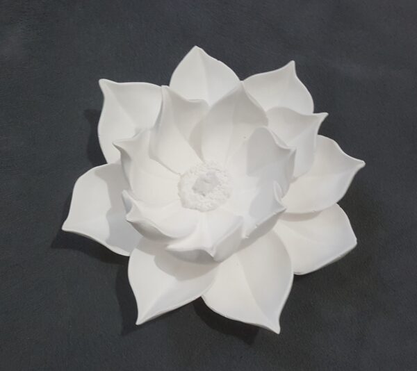 21cm Lotus Çiçeği, Çiçek Silikon Kalıp K-955, Polyester Taş Tozu Çimento Alçı Kalıbı (Kopya)
