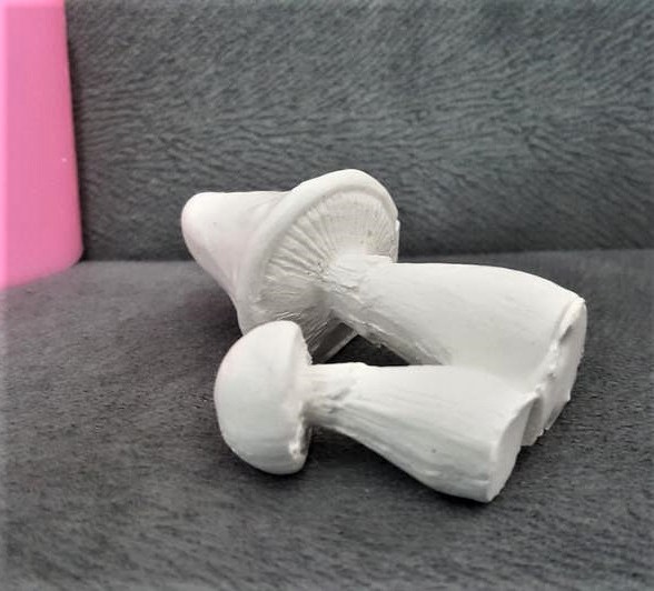 6,8cm 3 Boyutlu Yavrulu Şirinler Mantar Silikon Kalıp K-564, Kokulu Taş Sabun Alçı Mum Kalıbı - Görsel 4
